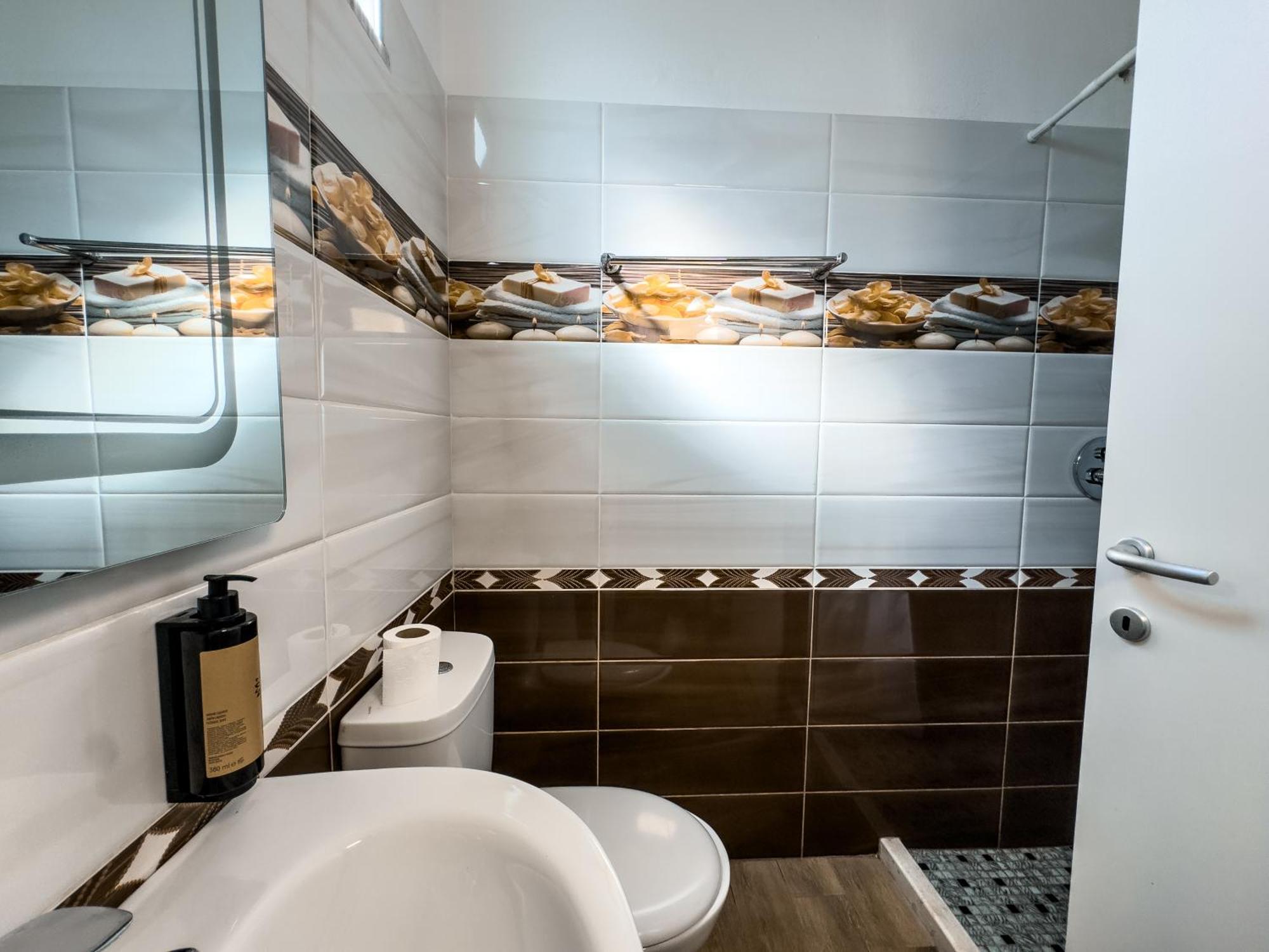 Shkodra Budget Hotel Szoba fotó