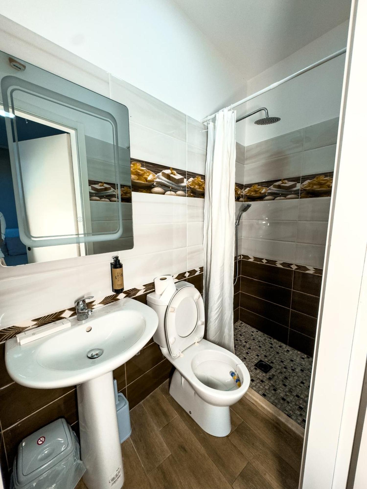 Shkodra Budget Hotel Kültér fotó